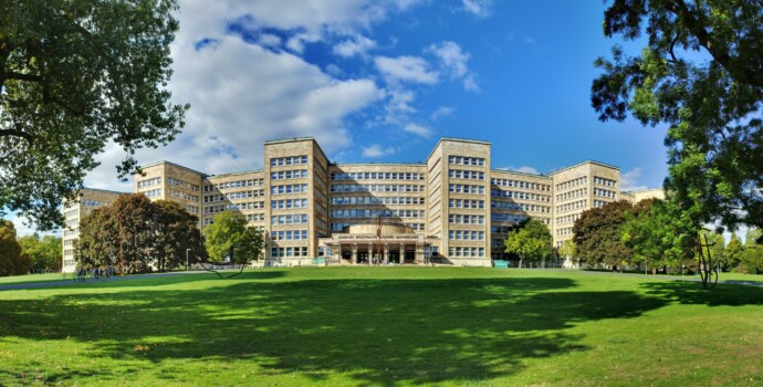 Johann Wolfgang Goethe Universität in Frankfurt, Hauptgebäude