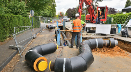 Travaux chauffage urbain. Extension d’un réseau de chaleur. Pos