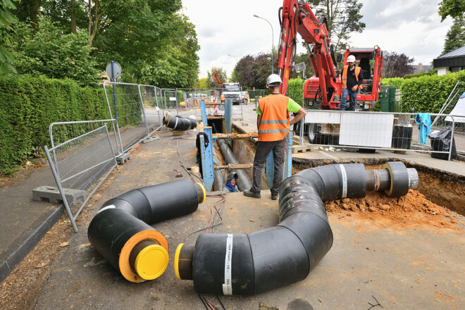 Travaux chauffage urbain. Extension d’un réseau de chaleur. Pos