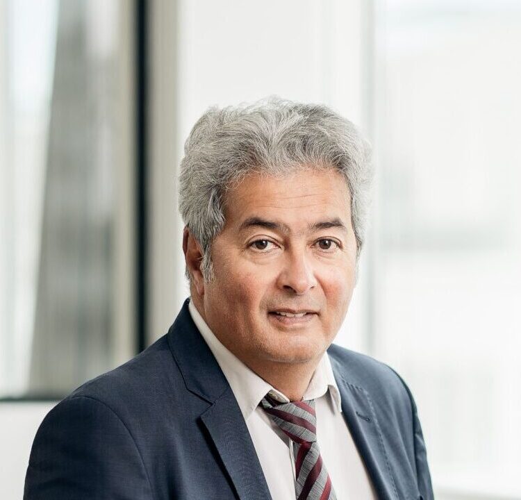 Photo portrait de Jean-Laurent NGUYEN-KHAC