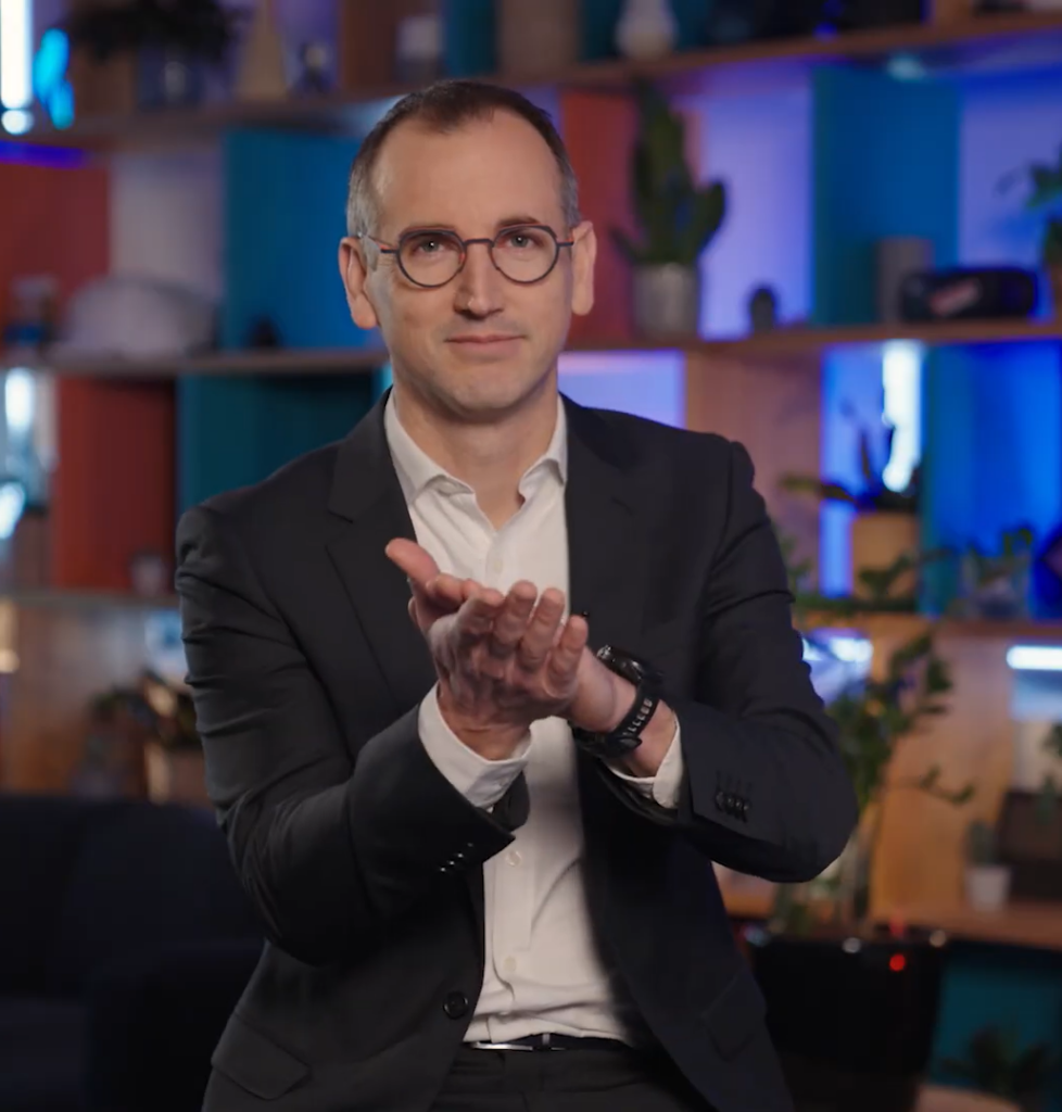 aurélien seaunes face camera